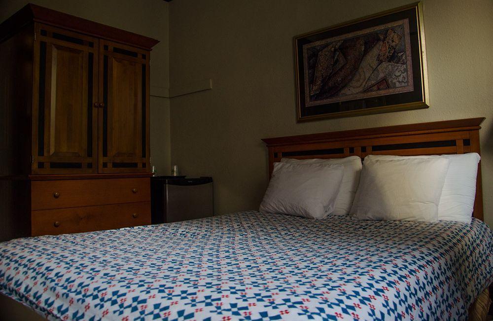 Hotel Ambassador Vancouver Luaran gambar