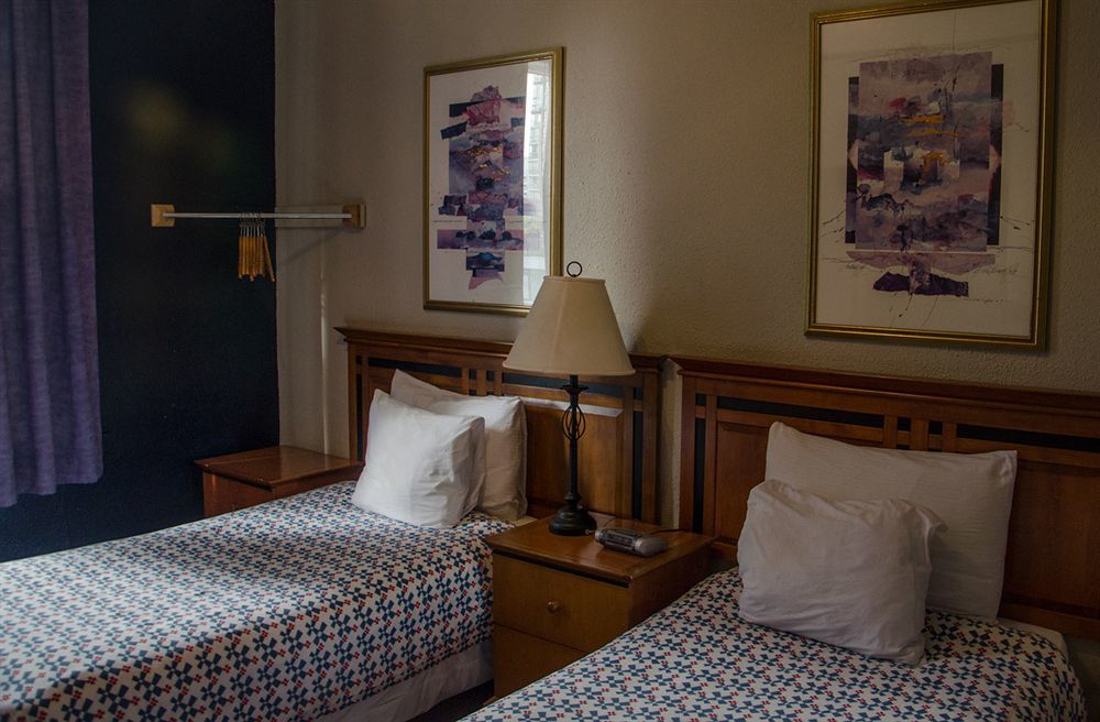 Hotel Ambassador Vancouver Luaran gambar