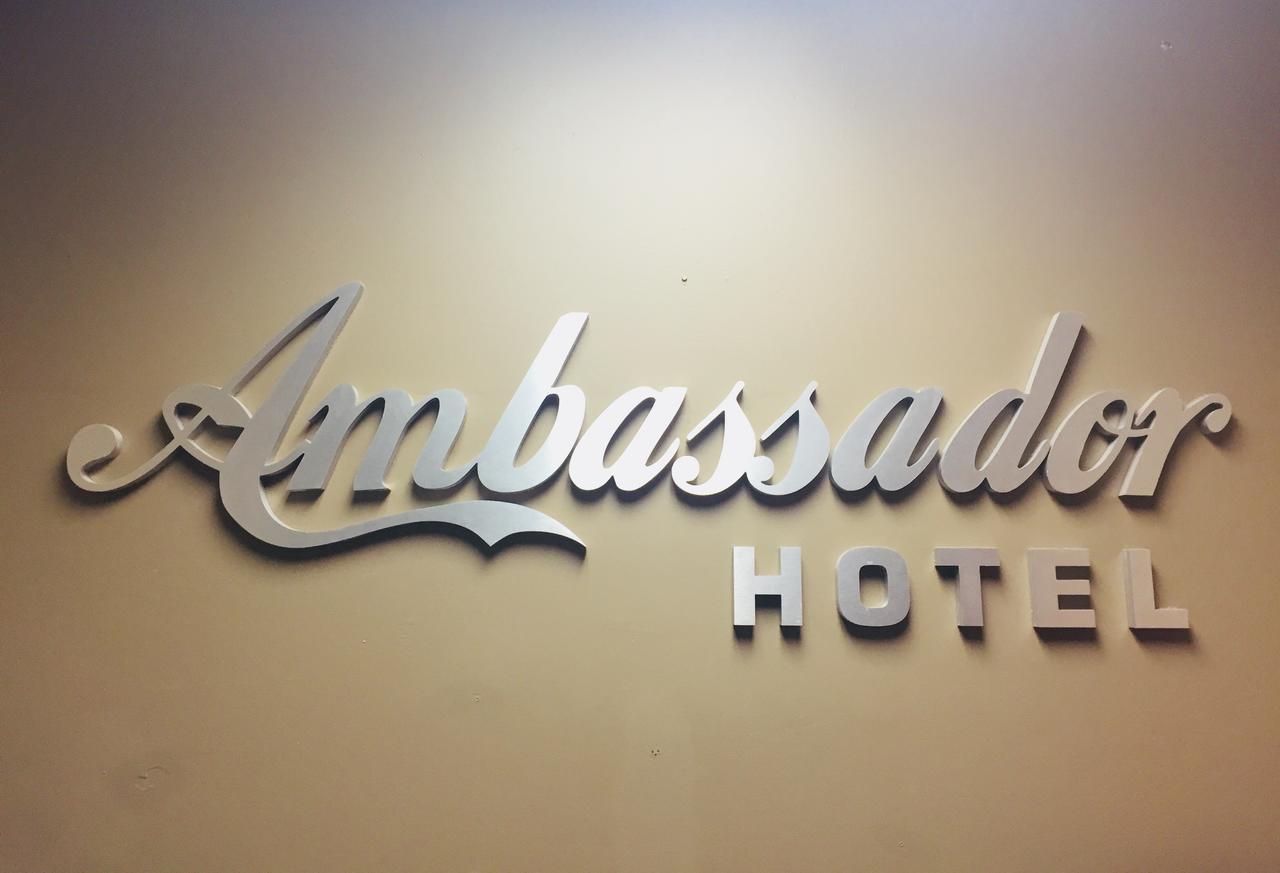 Hotel Ambassador Vancouver Luaran gambar