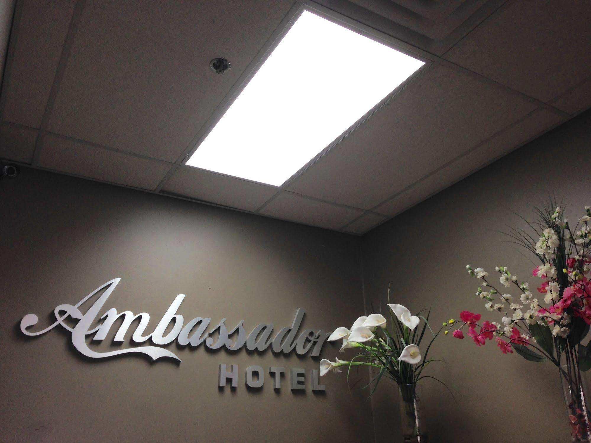 Hotel Ambassador Vancouver Luaran gambar